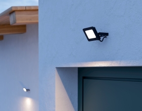 FLOOD LIGHTS